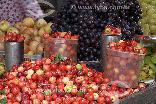  Frutas na Feira de São Joaquim - Salvador - BA - Brasil  - Salvador - Bahia - Brasil