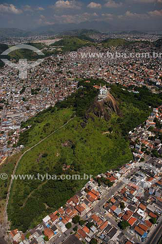  Vista aérea mostrando a Igreja da Penha e favelas - Rio de Janeiro - RJ - Brasil   - Rio de Janeiro - Rio de Janeiro - Brasil