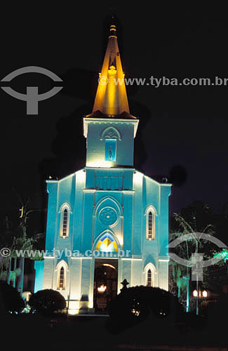  Igreja Matriz de Santa Tereza D`Ávila à noite - Rio das Flores - RJ - Brasil  - Rio das Flores - Rio de Janeiro - Brasil