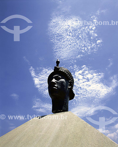  Monumento à Zumbi dos Palmares  na Av. Presidente Vargas - Rio de Janeiro - RJ - Brasil. Data: 2006 