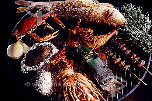  Culinária - frutos do mar na brasa  - Brasil