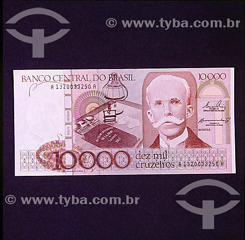  Dinheiro - Cédula de dez mil (10.000) Cruzeiros, antiga moeda brasileira 