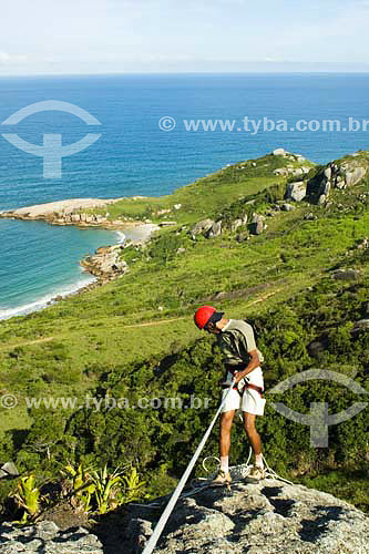  Homem praticando rappel em Florianópolis - SC - Brasil  - Florianópolis - Santa Catarina - Brasil