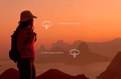  Silhueta de esportista - trekking no Parque da Cidade - Rio de Janeiro - RJ - Brasil  - Rio de Janeiro - Rio de Janeiro - Brasil