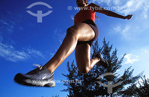  Esporte - atletismo - salto em distância 