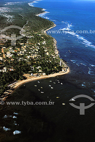  Vista aérea da Praia do Forte - Linha Verde - Costa dos Coqueiros - norte da Bahia  - Mata de São João - Bahia - Brasil