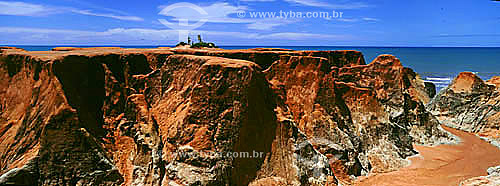  Falésias de Morro Branco mostrando o caminho entre elas conhecido como Labirinto - CE - Brasil  - Beberibe - Ceará - Brasil