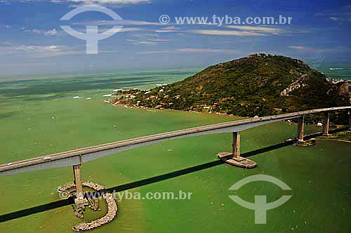  Vista aérea da Terceira Ponte, (Ponte Darcy Castelo de Mendonça) Acesso a Vila Velha - Vitória, ES - Nov.2006.  - Vitória - Espírito Santo - Brasil