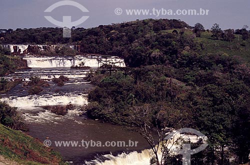 Conjunto de cachoeiras chamadas de Sete Quedas antes da inundação pela Usina Hidrelétrica Itaipu Binacional - Década de 80  - Paraná (PR) - Brasil