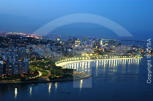  Vista aérea noturna da Praia do Flamengo, do Aterro do Flamengo, também conhecido como Parque do Flamengo e da Baía da Guanabara - RJ - Brasil 



 Patrimônio Histórico Nacional desde 28-07-1965.



  - Rio de Janeiro - Rio de Janeiro - Brasil