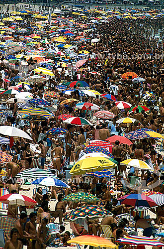  Praia de Ipanema lotada de banhistas  - Rio de Janeiro - Rio de Janeiro - Brasil