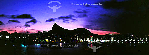  Skyline da praia do Flamengo - Cristo Redentor ao fundo - Rio de Janeiro - RJ - Brasil  - Rio de Janeiro - Rio de Janeiro - Brasil