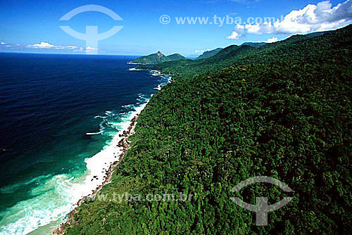  Vista aérea Parque Estadual da Ilha Grande - APA dos Tamoios  - Baía de Angra dos Reis - Costa Verde - RJ - Brasil  / Data: 2007

 Toda a Ilha Grande está contida na Área de Proteção Ambiental dos Tamoios (APA dos TAMOIOS) e subdividida em 3 áreas mais específicas. Parque Estadual da Ilha Grande (PEIG), Parque Estadual Marinho do Aventureiro (PEMA) e Reserva Biológica da Praia de Sul (RBPS). 