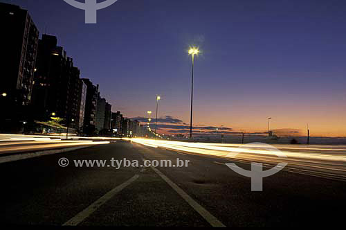  Amanhecer na Avenida Beira Mar Norte - Florianópolis - Santa Catarina - Brasil - Junho de 2002  - Florianópolis - Santa Catarina - Brasil