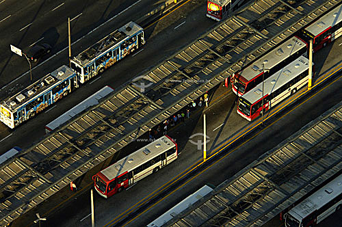  Vista aérea do Terminal do Parque Dom Pedro - São Paulo - SP - Brasil
Data: 06/2006
 