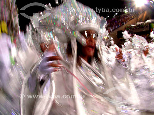  Baiana durante o desfile da escola de samba 