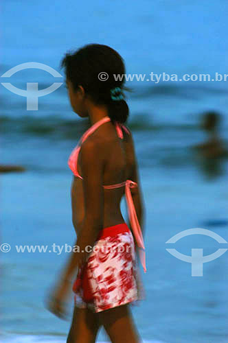  Menina na Praia de Copacabana - Posto 6 - Rio de Janeiro - RJ - Brasil  - Rio de Janeiro - Rio de Janeiro - Brasil