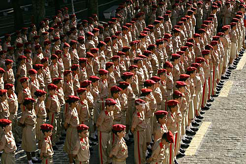  Alunos do Colégio Militar em forma no pátio do colégio  - Rio de Janeiro - Rio de Janeiro - Brasil