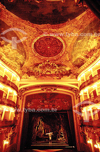  Interior do Teatro Amazonas - Manaus - AM - Brasil 

  O teatro é Patrimônio Histórico Nacional desde 20-12-1966, sendo o primeiro monumento, em Manaus, tombado pelo Patrimônio Histórico.  - Manaus - Amazonas - Brasil