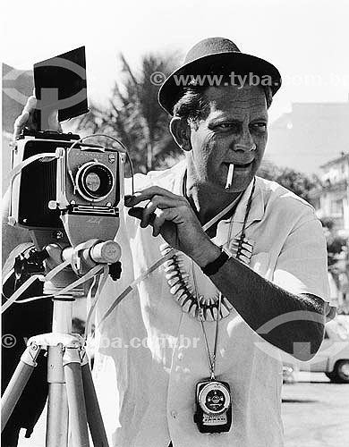  O fotógrafo Milan em 11/03/1963 - Auto-retrato  - Rio de Janeiro