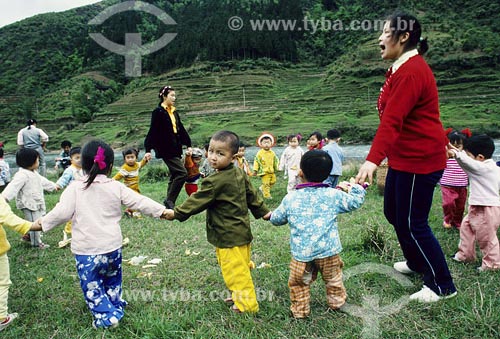  Assunto: Professoras com crianças
Local: Yangshuo - Província de Guangxi - China 
