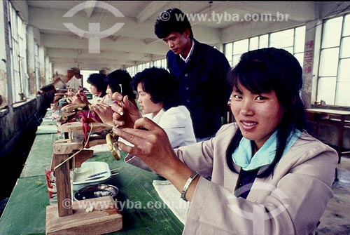  Assunto: Produção de perólas 
Local: China 