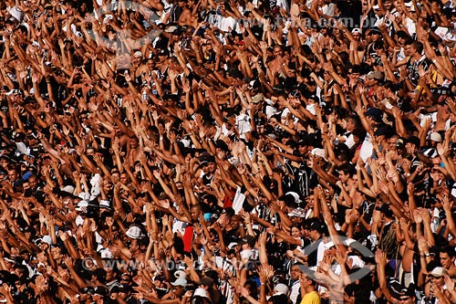  Assunto: Torcida do Corinthians em jogo no estádio Morumbi / Local: São Paulo - SP / Data: 03/2008 