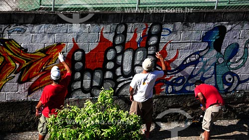  Assunto: Grafite - grafiteiro / Local: Rio de janeiro - RJ / Data: Janeiro de 2008 