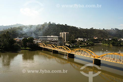  Santo Antônio de Pádua - Rio Pomba com a Ponte Raul Veiga mais conhecida como Ponte Velha - Noroeste Fluminense - Rio de Janeiro / 2008  - Santo Antônio de Pádua - Rio de Janeiro - Brasil