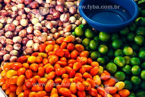  Assunto: Tomate, limao e cebola - Mercado Central / Local: São Luis - MA / Data: 08/2008 