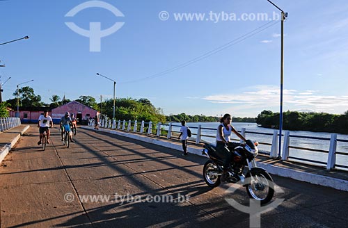  Assunto: Ponte Thales Ribeiro Gonçalves sobre o Rio Mearim / Local: Ararí - MA / Data: 08/2008 