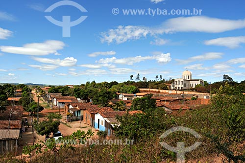  Assunto: Vista da cidade com Igreja Rainha da Paz ao fundo /  Local: Vila Ildemar - Açailândia - MA / Data: 08/2008 