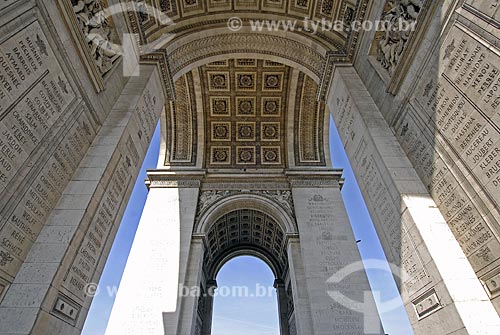  Assunto: Arco do Triunfo / Local: Paris - França / Data: 18 de Abril de 2007 