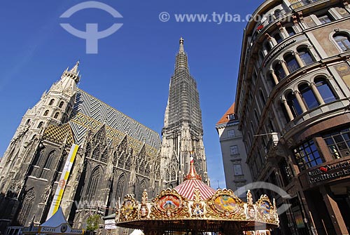  Assunto: Catedral de Santo Estevão - Stephansdom / Local: Viena - Áustria / Data: 22 de Abril de 2007 