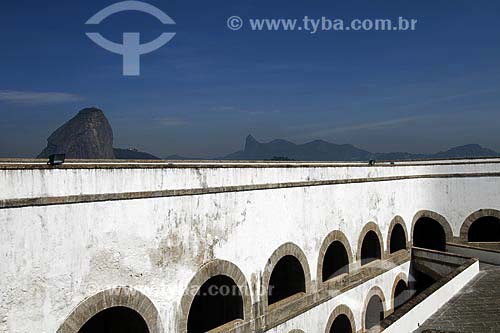  Assunto: Detalhe da Fortaleza de Santa Cruz com Pão de Açúcar ao fundo / Local: Niterói (RJ) / Data: 02 de Agosto de 2008 