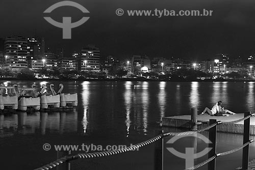  Assunto: Lagoa Rodrigo de Freitas a noite / Local: Rio de Janeiro (RJ) / Data: 06 de Março de 2008 