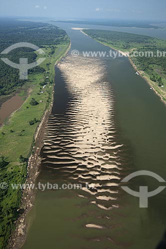  Assunto: Encontro dos rios Madeira e Amazonas, na margem direita do rio Amazonas / Local: Amazonas (AM)/ Data: 29 de Outubro de 2007 