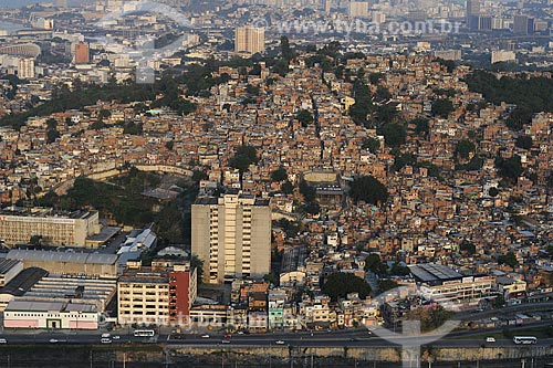  Assunto: Vista aérea da Favela da Mangueira / 
Local: Rio de Janeiro - RJ - Brasil / 
Data: Novembro de 2008 