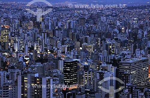  Assunto: Vista de Belo Horizonte do ponto de vista do Mirante das Mangabeiras / Local: Minas Gerais (MG) - Brasil / Data: 14-04-2009 