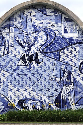  Painel de azulejos de Candido Portinari na fachada da Igreja de São Francisco de Assis, mais conhecida como Igreja da Pampulha    - Belo Horizonte - Minas Gerais - Brasil