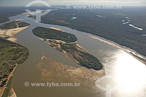  Assunto: Vista aérea do rio Araguaia na região do Cerrado / Local: perto de Luciara - Mato Grosso (MT) - Brasil / Data: Junho de 2006 