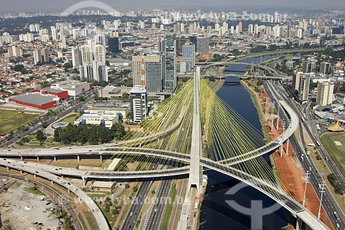  Asunto: Ponte estaiada Octavio Frias de Oliveira / 
Local: São Paulo - SP - Brasil / 
Data: 05/2008 