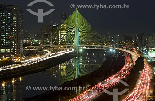  Asunto: Ponte estaiada Octavio Frias de Oliveira e Avenida Nações Unidas / Local: São Paulo - SP - Brasil / Data: 07/2008 