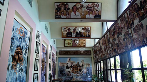  Assunto:  Interior do Hotel Nacional - Galeria de fotos de hóspedes célebres / Local: Havana - Cuba / Date: outubro 2009 