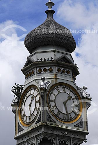  Relógio trazido da Inglaterra em 1930 medindo doze metros de altura e figuras alusivas às quatro estações do ano na Praça Siqueira Campos, popularmente conhecida como Praça do Relógio  - Belém - Pará - Brasil