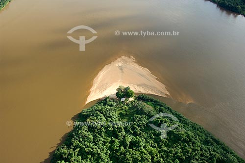  Assunto: Vista aérea do Rio Branco no início da seca já aparecendo praia de areia  / Local:  Roraima - Brasil  / Data: Janeiro de 2006 
