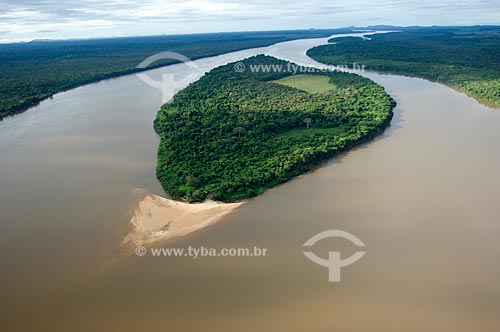  Assunto: Vista aérea do Rio Branco no início da seca já aparecendo praia de areia  / Local:  Roraima - Brasil  / Data: Janeiro de 2006 