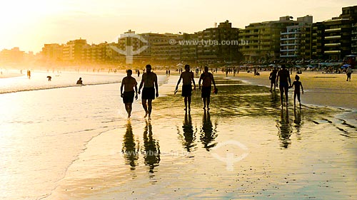  Assunto: Banhistas na Praia do Forte /Local: Cabo Frio - Região dos Lagos - Costa do Sol - Rio de Janeiro / Data: 11-2009 