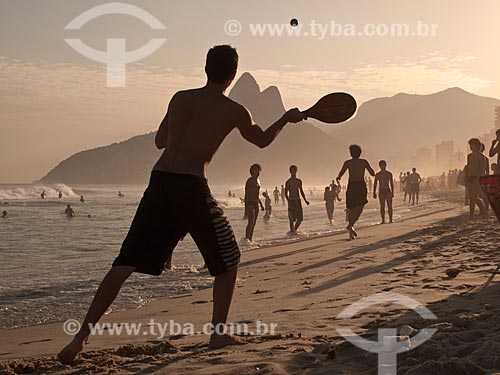  Assunto: Frescobol na praia de Ipanema / Local: Rio de Janeiro - Rio de Janeiro - Brasil / Data: 05/01/2010 