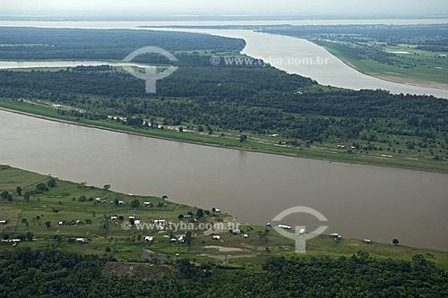 Assunto: Margem esquerda do rio Amazonas  / Local:  Rio Preto da Eva - Amazonas (AM) - Brasil  / Data: 11/2007 
